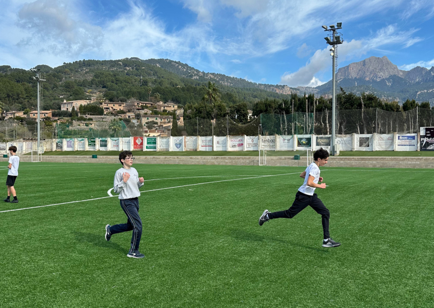 Entrenaments al camp de futbol de Sóller